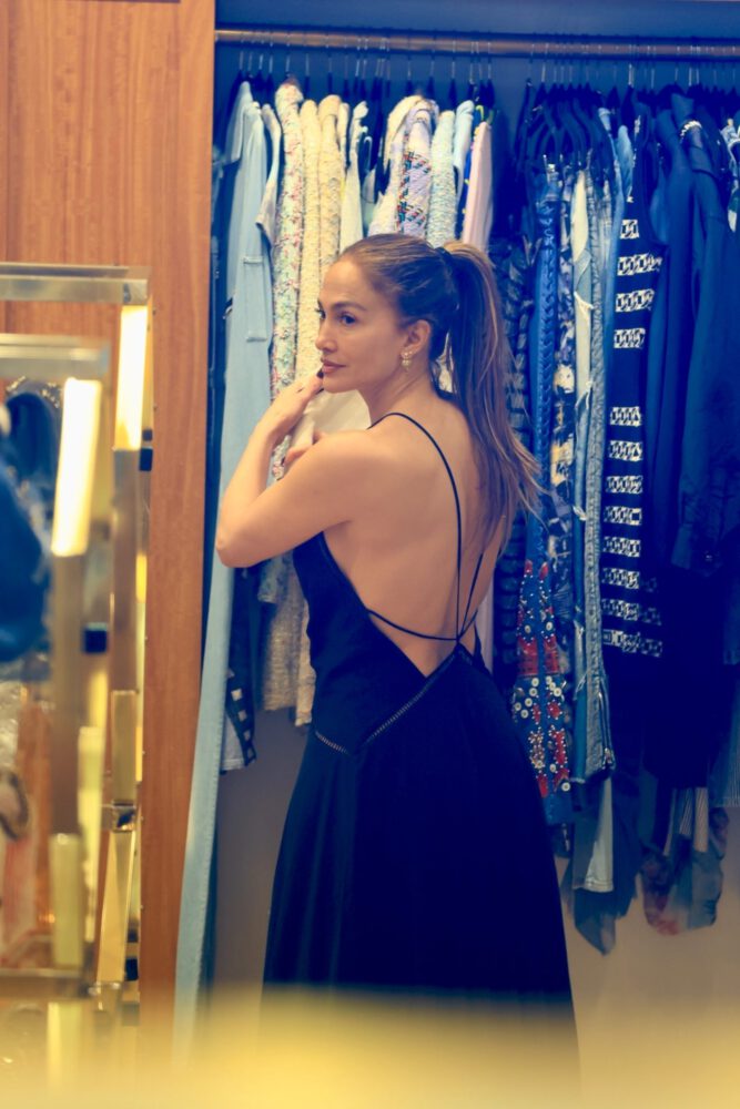 J Lo Sexy Cleavage Black Dress Curves