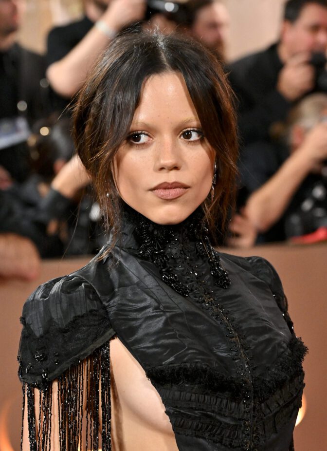Jenna Ortega Golden Globes Side Boob Exposed
