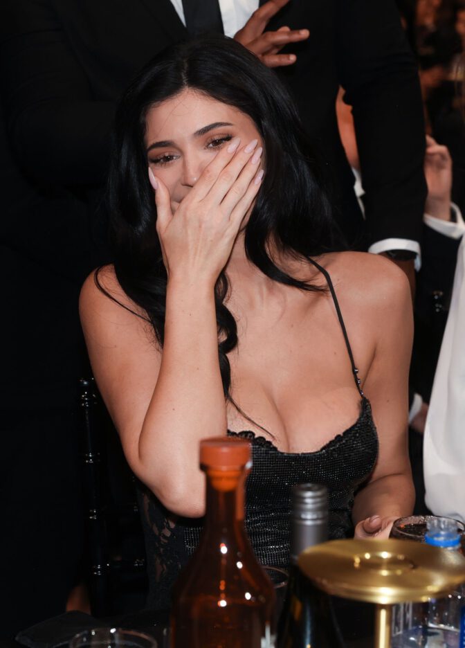 Kylie Jenner Busty Lace Dress Critics Choice Awards