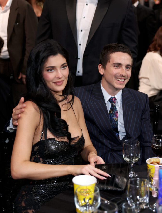 Kylie Jenner Busty Lace Dress Critics Choice Awards