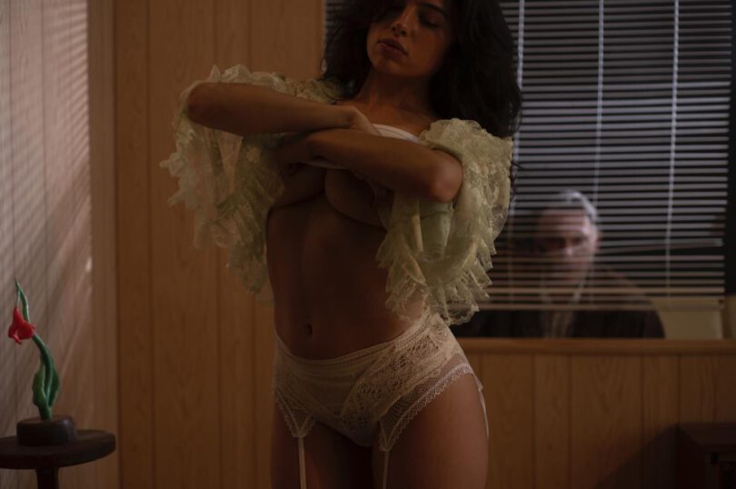 Mati Marroni Big Breasts Underboob Lace Garters