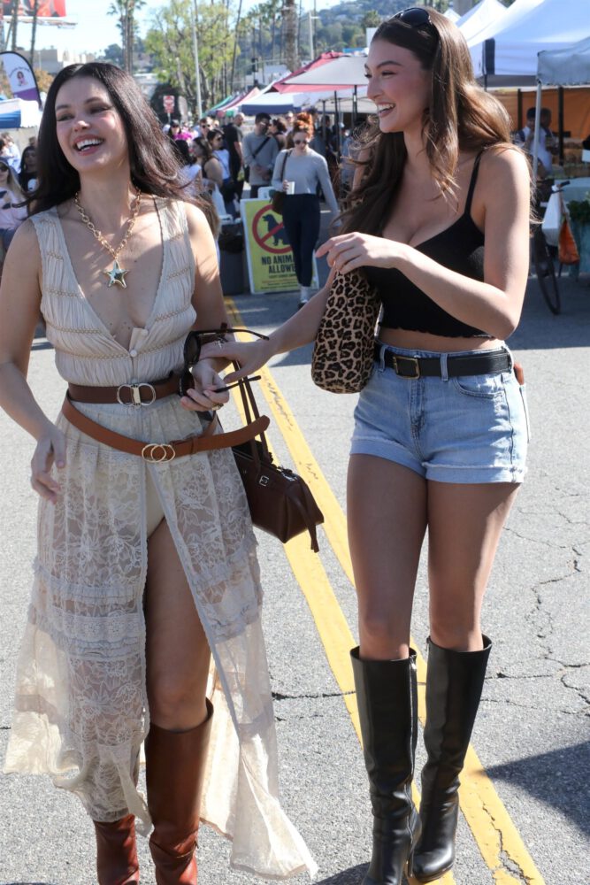 Rachel Pizzolato Natasha Blasick Busty Farmers Market