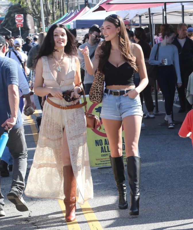 Rachel Pizzolato Natasha Blasick Busty Farmers Market