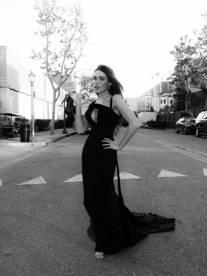 Madison Beer Deep Cleavage Black Gown Grammys