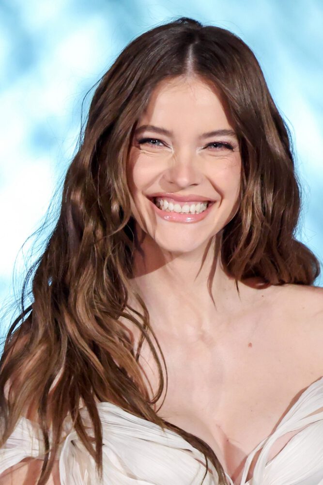 Barbara Palvin Hot Cleavage Ribbon Gown Paris Fashion Week Louvre