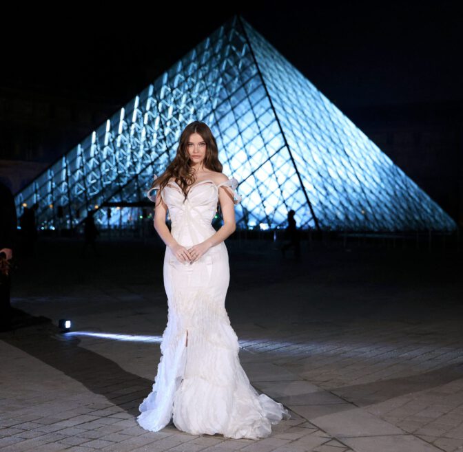 Barbara Palvin Hot Cleavage Ribbon Gown Paris Fashion Week Louvre