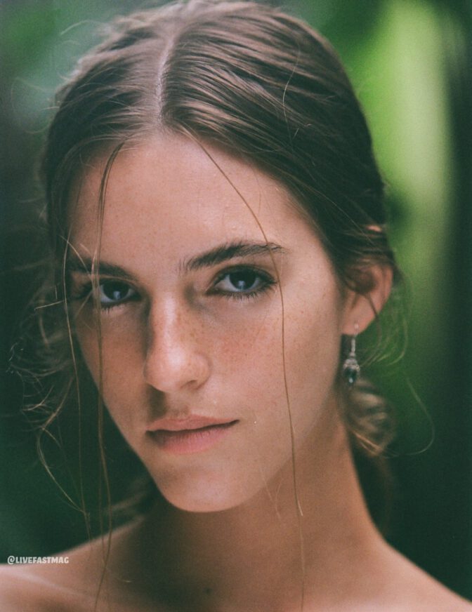 Emily Feld Nude Look Livefast Mag