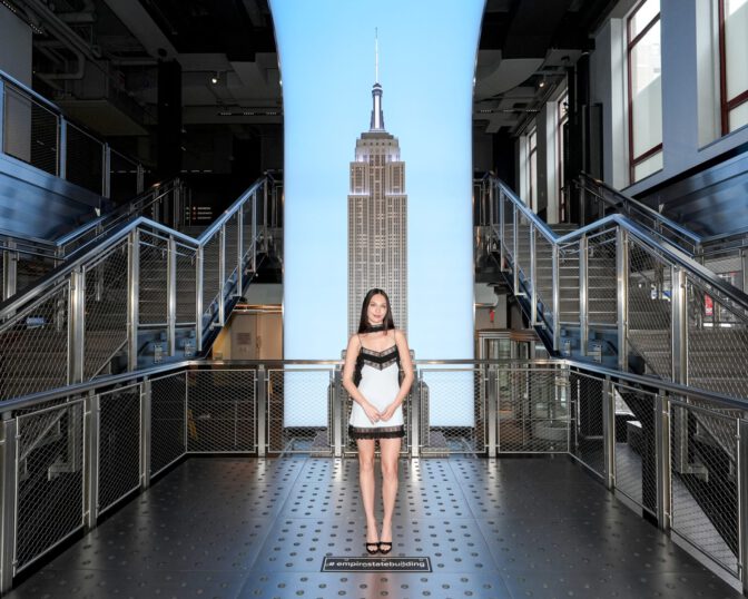 Maddie Ziegler Sexy Lace Dress Empire State Building