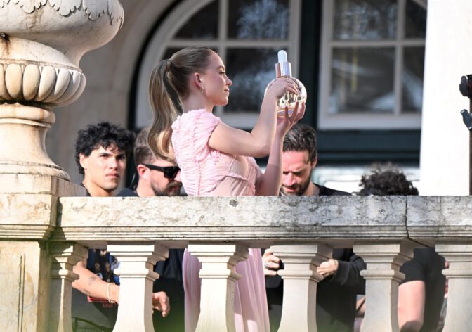 Sydney Sweeney Busty Pink Dress Portugal Kerastase