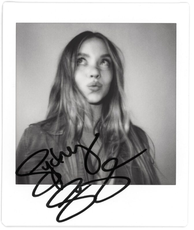 Sydney Sweeney Topless American Eagle Jeans Campaign