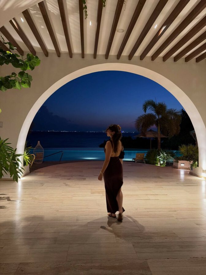 Kira Kosarin Booty Mexico Infinity Pool Black Bikini