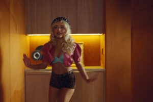 Sabrina Carpenter Lesbian Eroticism House Tour Video Margaret Qualley Madelyn Cline
