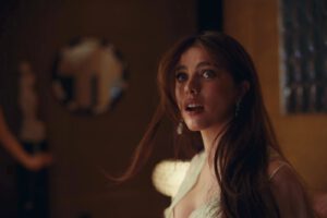 Sabrina Carpenter Lesbian Eroticism House Tour Video Margaret Qualley Madelyn Cline