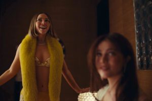 Sabrina Carpenter Lesbian Eroticism House Tour Video Margaret Qualley Madelyn Cline