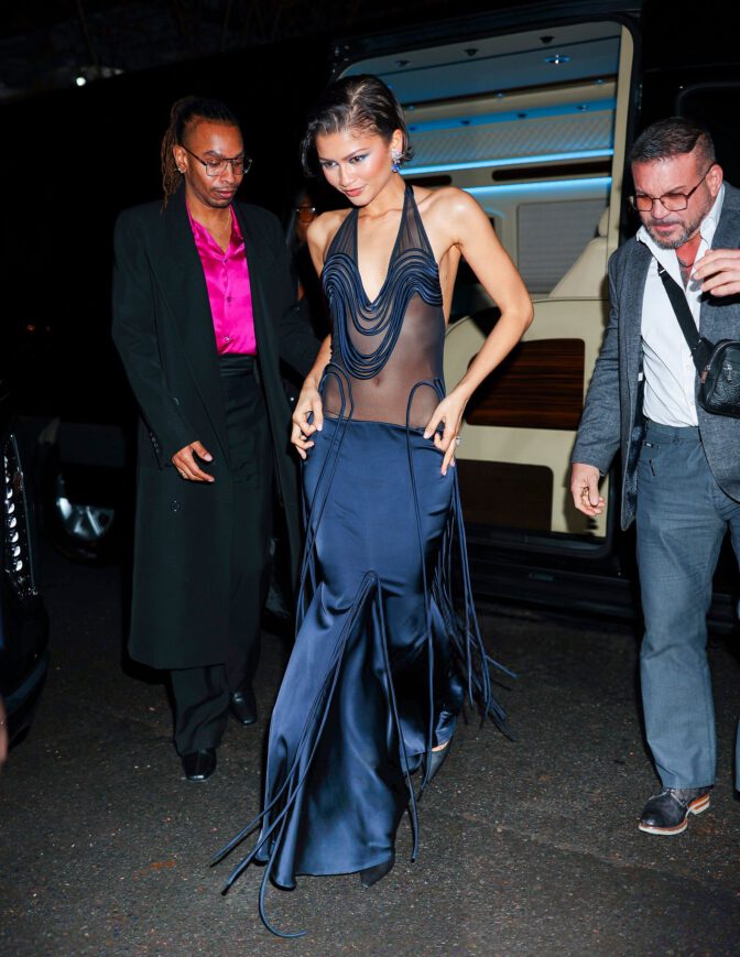 Zendaya Sheer Di Petsa Gown Teases Curves Nyc Afterparty The Drama