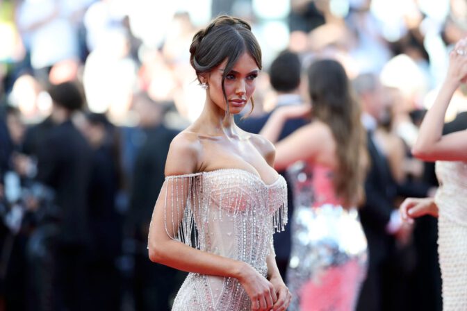 Ella Cervetto Big Boobs Cleavage Cannes