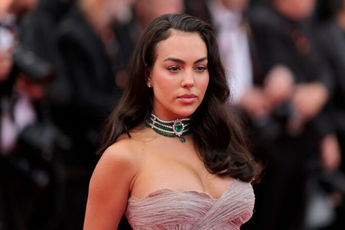 Georgina Rodriguez Big Ass Cleavage Cannes Mermaid Dress Chopard