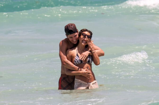Jessica Alba Zebra Bikini Body Miami Beach
