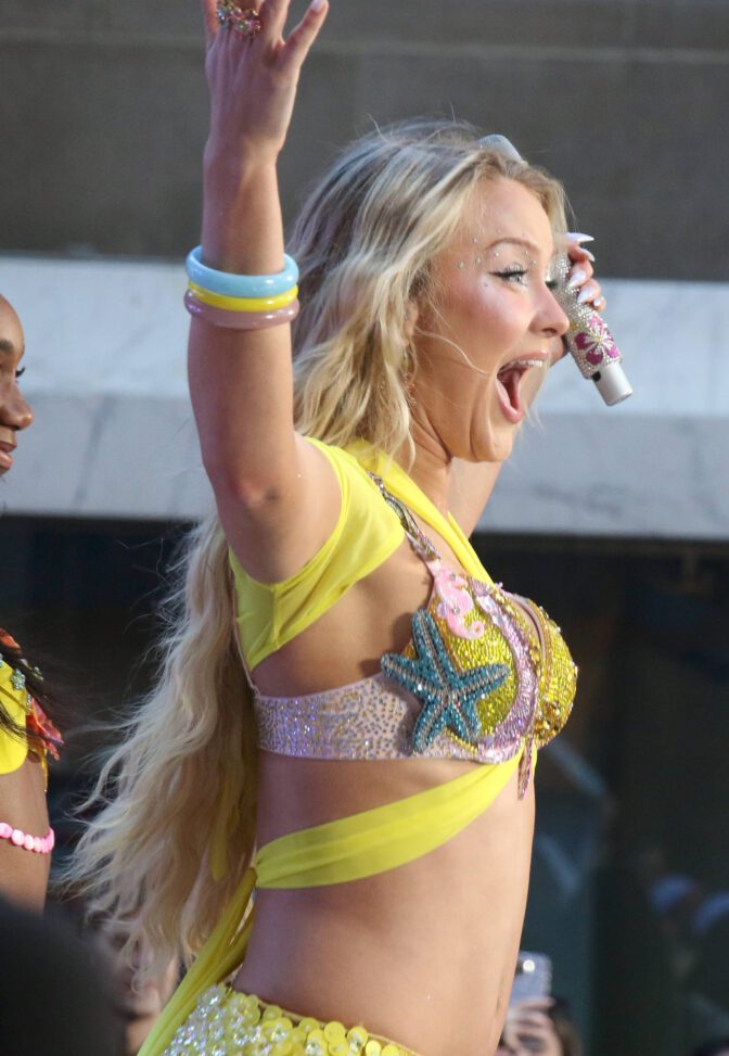 Zara Larsson Booty Yellow Fringe Outfit Today Show Rockefeller