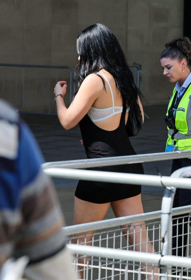 Charli Xcx Legs Exposed Lace Bra Bbc Radio