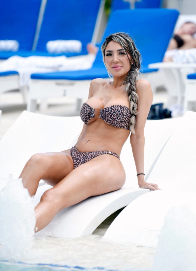 Farrah Abraham Sexy Thong Bikini Exposed Booty