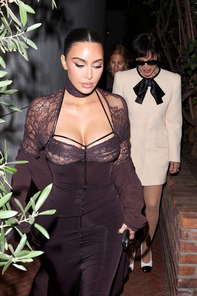 Kim Kardashian Big Breasts Cleavage Spago