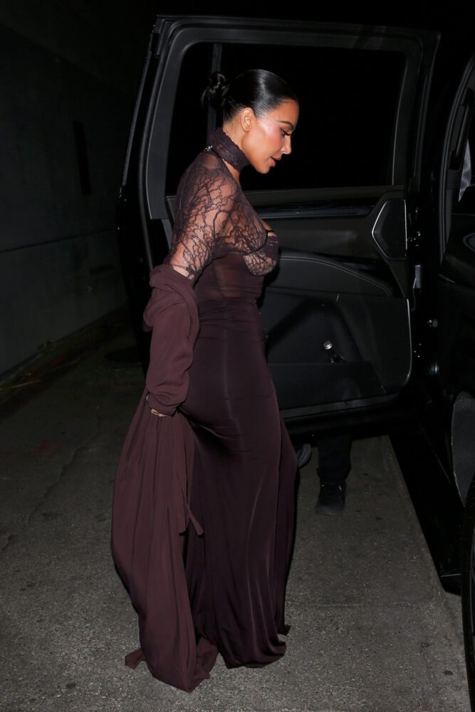 Kim Kardashian Big Breasts Cleavage Spago