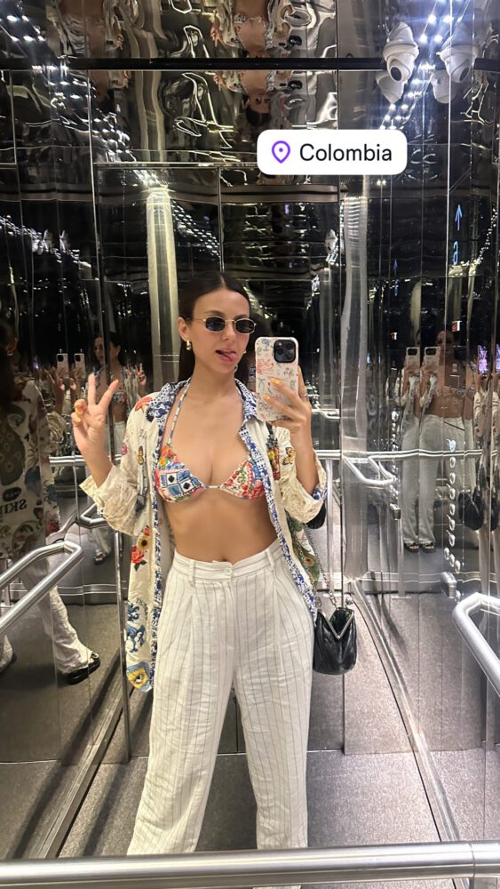 Victoria Justice Boobs Bikini Sexy Selfie