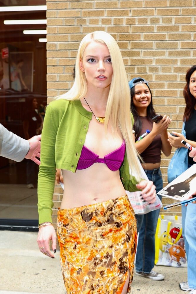 Anya Taylor Joy Purple Bra Cleavage Soho
