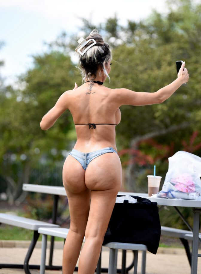 Farrah Abraham Big Boobs Huge Butt Thong Shorts Gym