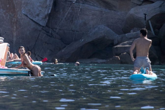 Jessica Alba Sexy Booty Wet Bikini Giglio Island Paparazzi
