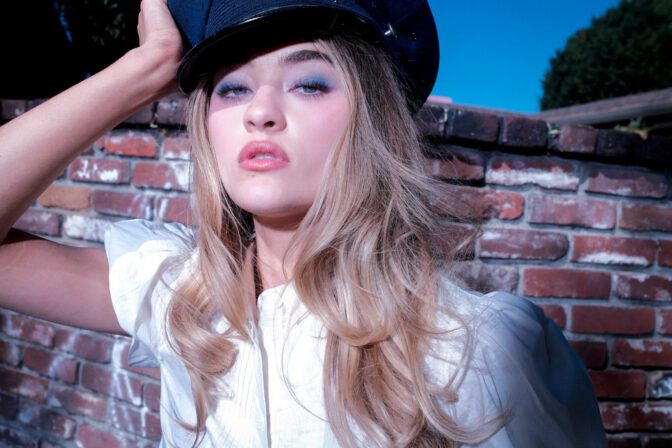 Lizzy Greene Sexy Legs Curves Polyester Magazine Shoot