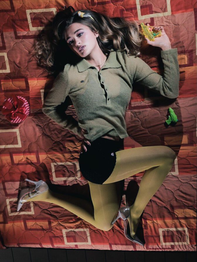 Lizzy Greene Sexy Legs Curves Polyester Magazine Shoot