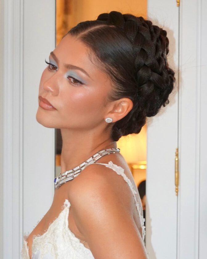 Zendaya Revealing White Lace Cutout Dress Curves Legs Odyssey Paris Premiere