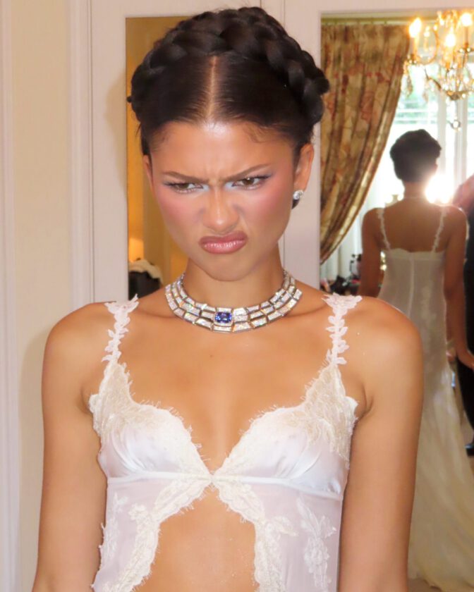 Zendaya Revealing White Lace Cutout Dress Curves Legs Odyssey Paris Premiere