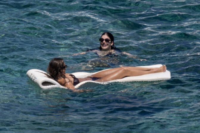 Jessica Alba Thong Bikini Ass Porto Ercole Italy