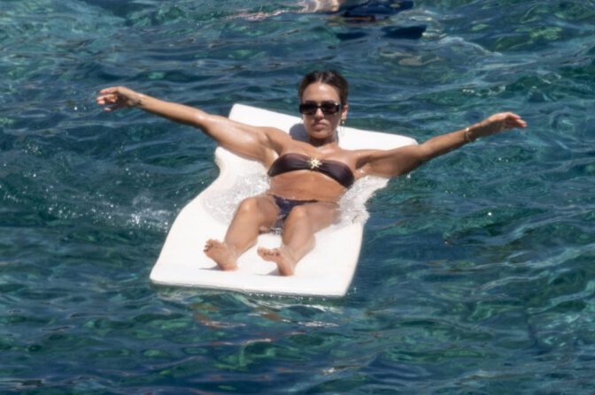 Jessica Alba Thong Bikini Ass Porto Ercole Italy