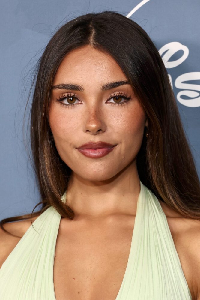 Madison Beer Busty Cleavage Legs Mint Mini Variety Event