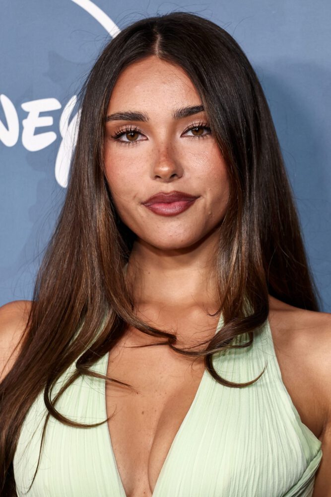 Madison Beer Busty Cleavage Legs Mint Mini Variety Event