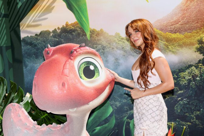 Mckenna Grace Paw Patrol Dino Movie Premiere Pink Dress