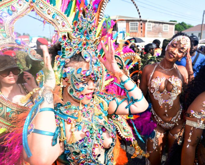 Rihanna Carnival Nipslip Big Boobs Ass Barbados Kadooment