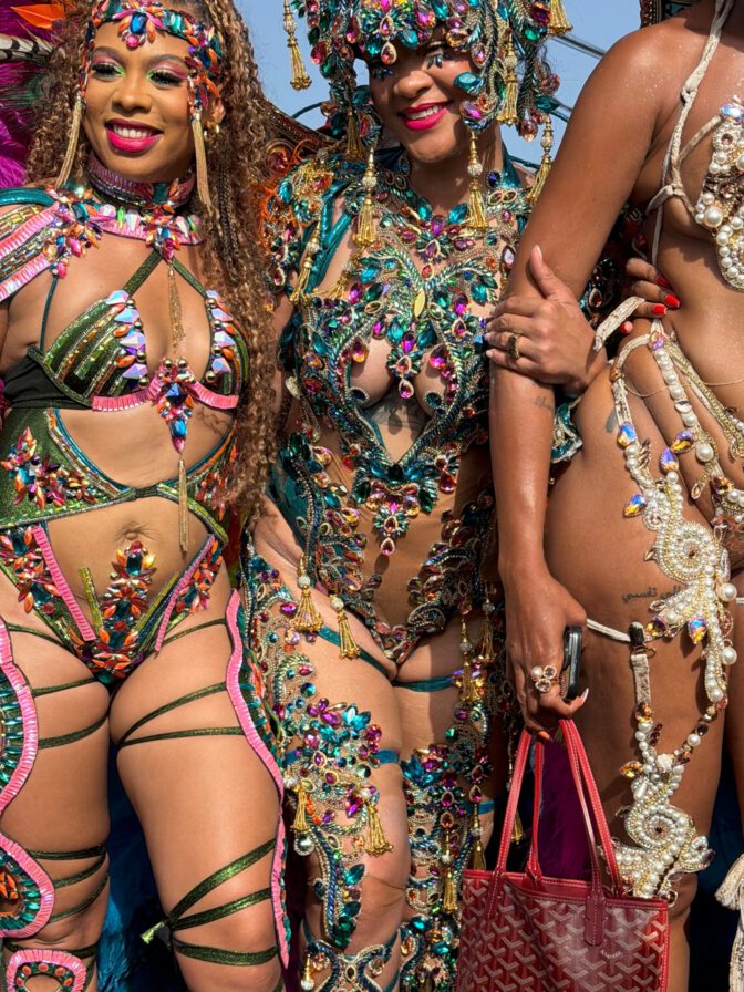 Rihanna Carnival Nipslip Big Boobs Ass Barbados Kadooment