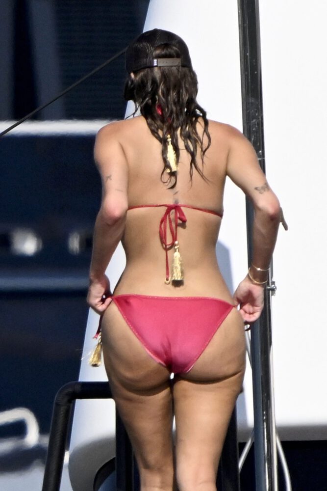 Stassie Karanikolaou Big Boobs Ass Red Bikini Yacht Sardinia