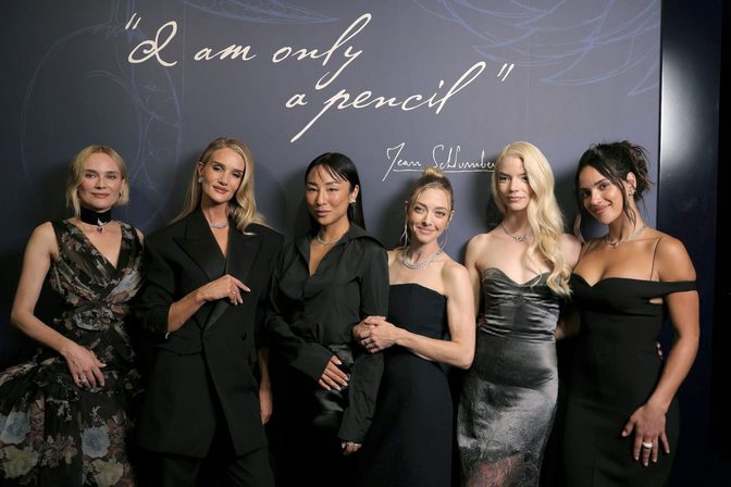 Adria Arjona Cleavage Black Bodycon Dress Tiffany Dinner Paris