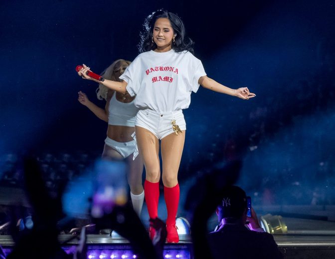 Becky G Tiny White Shorts Metlife Stage Karol G