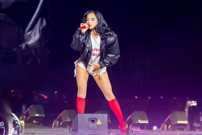Becky G Tiny White Shorts Metlife Stage Karol G