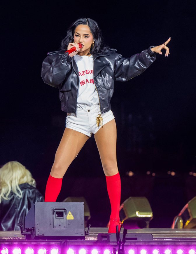 Becky G Tiny White Shorts Metlife Stage Karol G