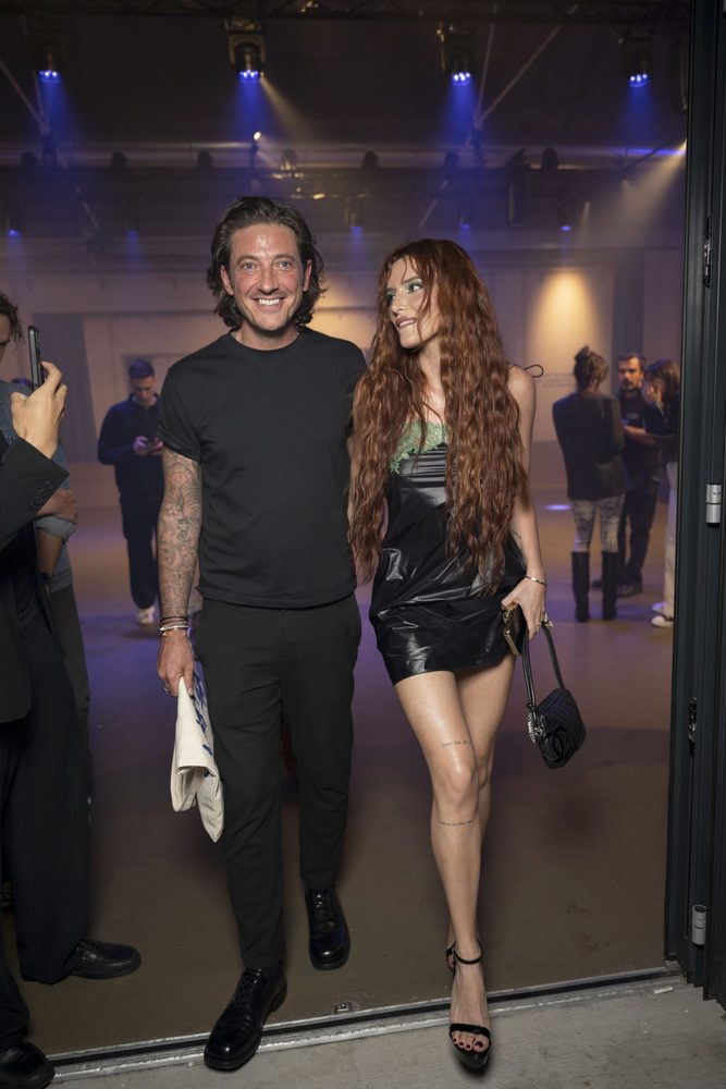 Bella Thorne Sexy Legs Black Micro Mini Off White Milan