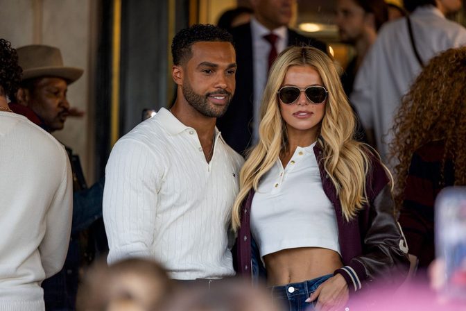 Busty Brooks Nader Tight Jeans Booty Nyfw.