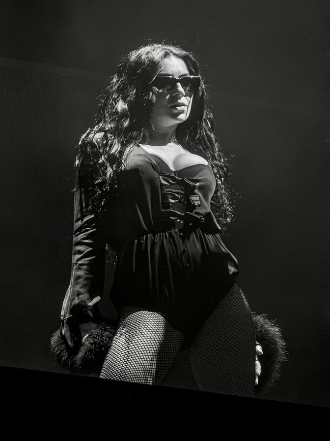 Charli Xcx Cleavage Fishnets Big Boobs Philly Concert